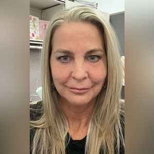 Meet your Posher, Cheryl